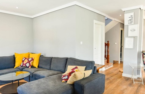Puente Viesgo Villa | Spectacular villa with swimming pool and games room.