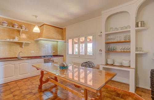 Selva Villa | Spectacular villa in the center of Mallorca with heated pool, bbq and internet.