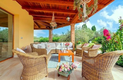 Alghero Villa | Spectacular Villa, Jacuzzi pool, playground -Wi-Fi - barbecue area