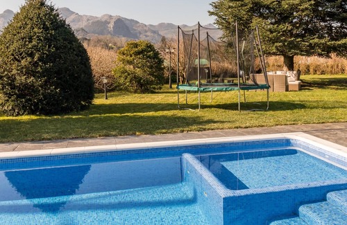 La Cavada Villa | Spectacular villa with swimming pool in La Cavada
