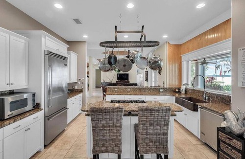 Cypress Gardens House | Spectacular Waterfront Home in Winter Haven
