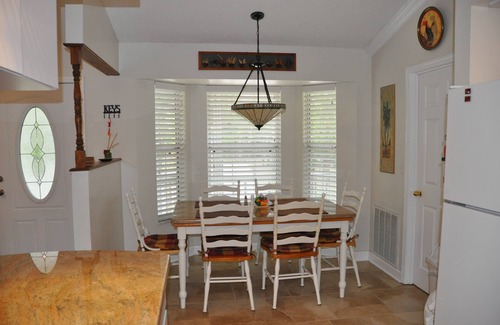 Old Homosassa House | Spectacular Waterfront Home! W/Pool, Dock, Kayaks,Canoe,Bikes! Quick to Gulf