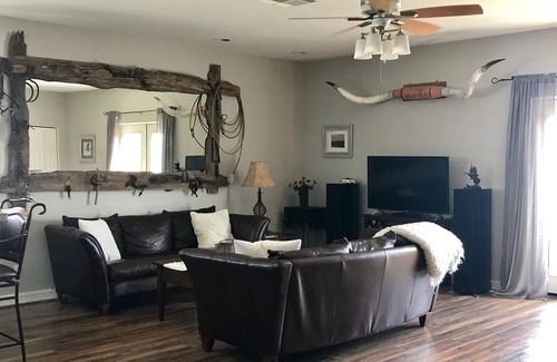 Rio Verde Foothills House | Spectacular Western Guest House/Loft