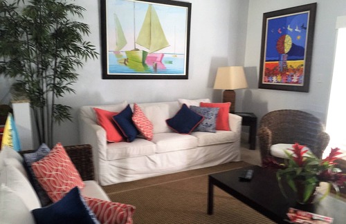 Alice Town Condo | 💖 SPECTACULARLY DECORATED OCEAN FRONT CONDO! NOV - DEC SPECIALS 💖