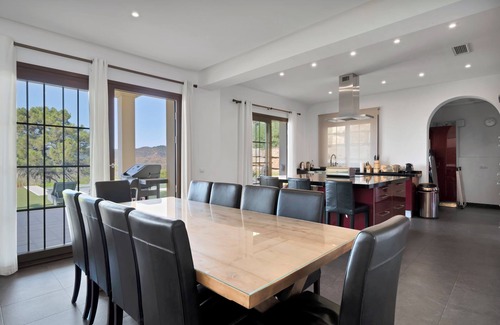 Benahavis Villa | Spectacularly located luxury villa near Marbella - perfect for families