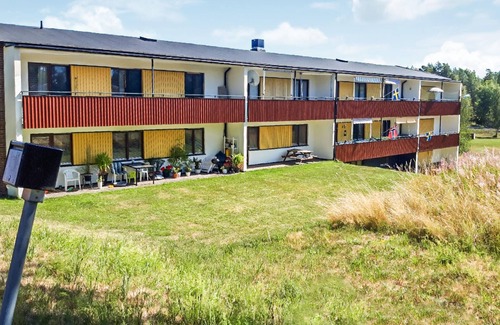 Paulistrom Apartment | Spend a quiet vacation with your loved ones in this beautiful vacation apartment with terrace.
