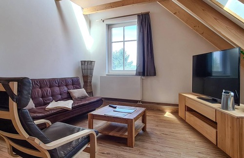 Mecklenburgische Kleinseenplatte Apartment | Spend a relaxing vacation in this beautiful apartment with proximity to nature and several activitie