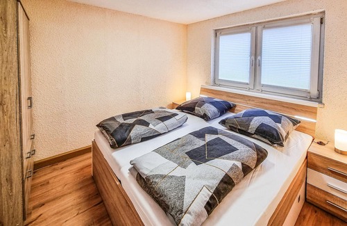 Siegmundsburg Apartment | Spend a relaxing vacation close to nature in this appealing vacation apartment.