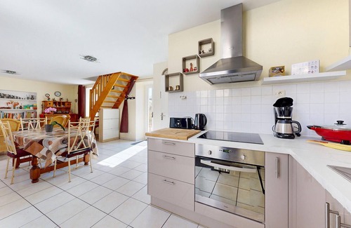 Dol-de-Bretagne House | Spend a relaxing time in the ideally located cottage.