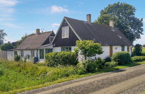 Tomelilla Municipality House | Spend a vacation in this idyllic vacation home in an enchanting landscape.