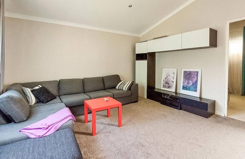Billesholm House | Spend wonderful vacations in this vacation home with outdoor pool and jacuzzi