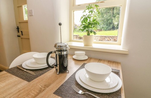 Fourstones Near Bentham Cottage | SPENS FARM COTTAGE, with a garden in Tatham