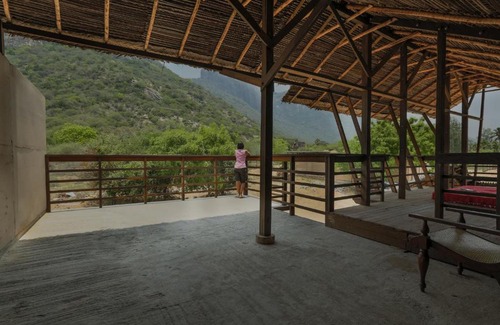 Udumalaipettai Hotel | SpiceTree Chinnar