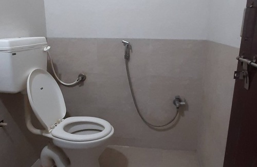 Hyderabad Apartment | Spicious 1BHK FLATnWe are giving flat for short days rent