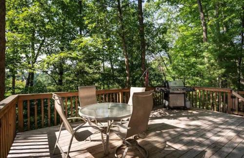 Mayfield House | Spider Lake Oasis Beach Fire Pit Dock Private Fishing