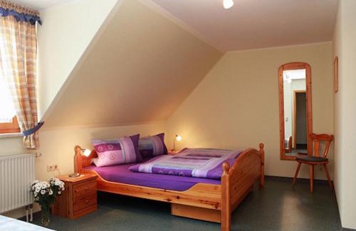 Neuhausen Apartment | Spielzeugmacherhaus