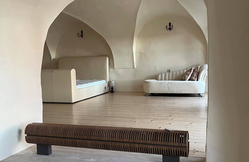 Levoca Villa | Spillenberg Bridal Suite