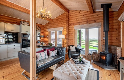 Leyburn Cottage | Spindrifter - a lodge that sleeps 2 guests in 1 bedroom