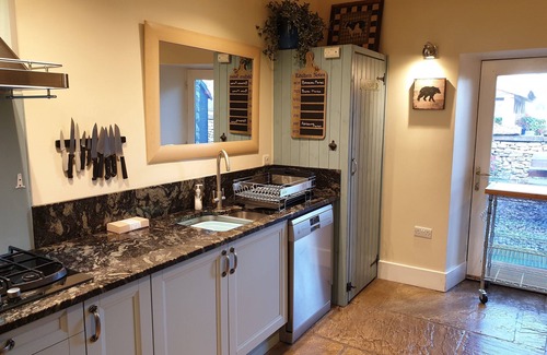 Monyash Cottage | SPINGLE BARN, pet friendly, luxury holiday cottage in Monyash