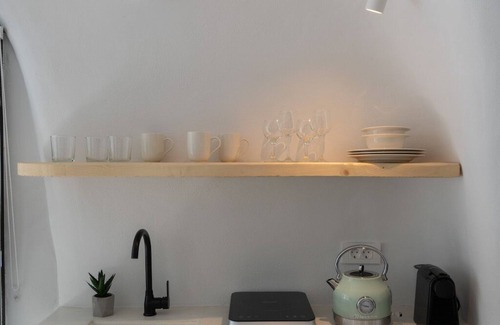 Megalochori Villa | Spio Cave Suite