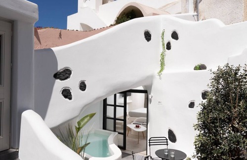 Megalochori Villa | Spio Cave Suite