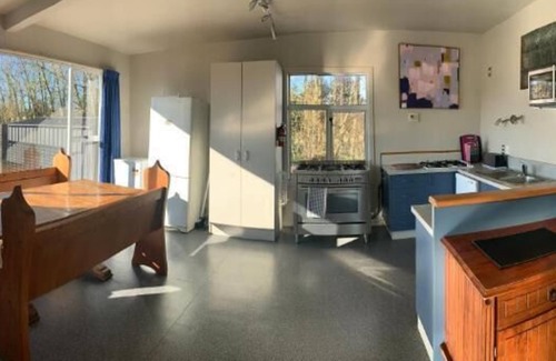 Yaldhurst Cabin | Spires Barn Lodge