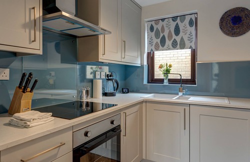 Oxford City Centre Apartment | Spires View | Oxford Holiday Let | 1 Bed & Sleeps 2