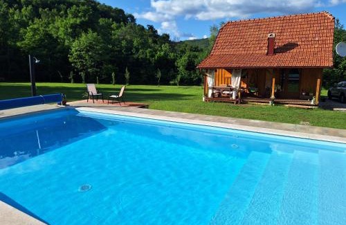Brusane Ski Chalet | Spirit of Velebit