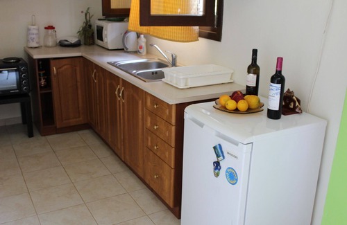 Lambinou Condo | Spiros Apartments Kalamaki