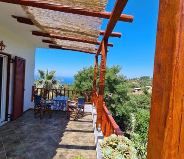 Armenistis Apartment | SPITIKARIOTIKO Panoramic Home