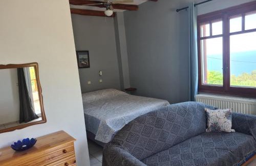 Armenistis Apartment | SPITIKARIOTIKO Panoramic Home