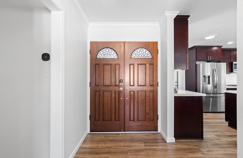 University City House | Splash! 40’ Pool, Bunk Beds, 8 Mins to Beach, Close to ALL Attractions, La Jolla