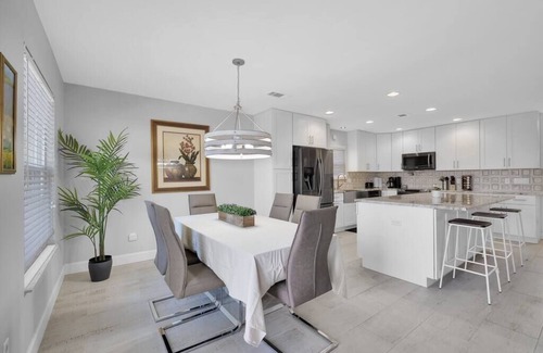 Del Rio House | ~Splash Hill Haven Sleeps 10 Pool & Spa~
