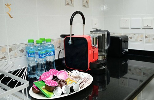 Abu Dhabi City Center Apartment | Splendid 3BR Coastal Escape - Corniche Beach