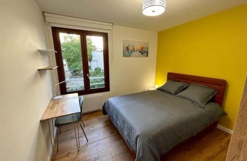 Charenton-le-Pont Apartment | Splendid 92m2 Renovated, 4 Rooms