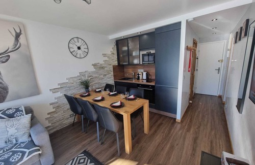 Val-d'Isere Apartment | Splendid apartment at the foot of the slopes/2 separate bedrooms/ideal for a 4p family