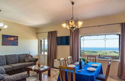 Polemarchi Apartment | Splendid flat with Pool overlooking the Ocean
