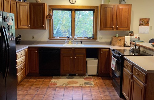 Middletown Springs House | Splendid Green Mountain Retreat with Views & Pond