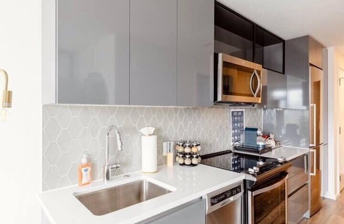 Shawmut Apartment | Splendid One-Bedroom Sanctuary in Boston Central