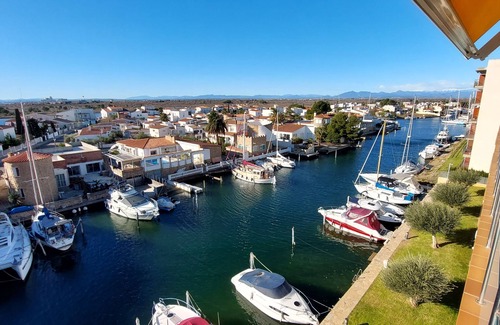 Santa Margarida Apartment | SPLENDID T2 APARTMENT in SANTA MAGARIDA with SEA AND CANAL VIEW