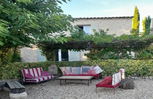 Viens Villa | Splendid Villa in Viens with Swimming Pool