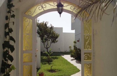 Mediouna House | SPLENDID VILLA WITH POOL. SEA & MOUNTAIN VIEW-170M BEACH