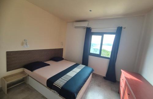 Mamoudzou Apartment | Splendide T2 Meublé à Mtsapéré Baobab vue sur Mer