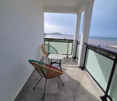 Mamoudzou Apartment | Splendide T2 Meublé à Mtsapéré Baobab vue sur Mer