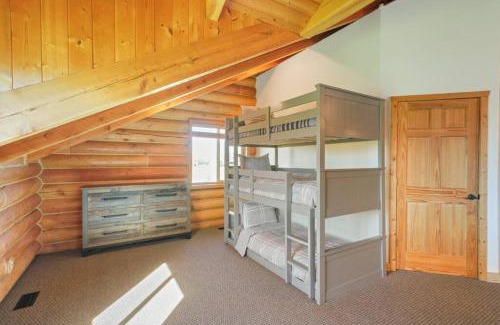 Kamas House | Splendor Valley Farms: Huge Log Cabin w/Game Room