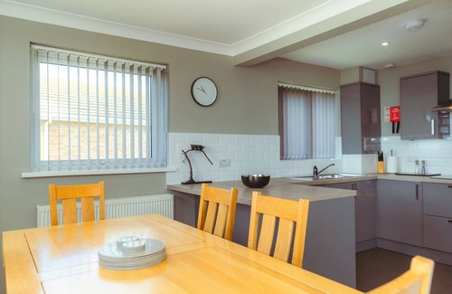 Pevensey Apartment | Split level Beach Garden apartment with amazing sea views and private garden