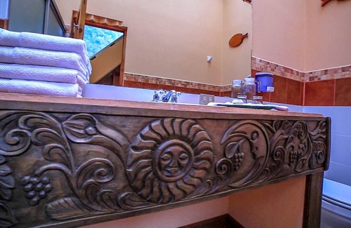 Panajachel Resort | (split levels or single level houses) The comfort of being at home!