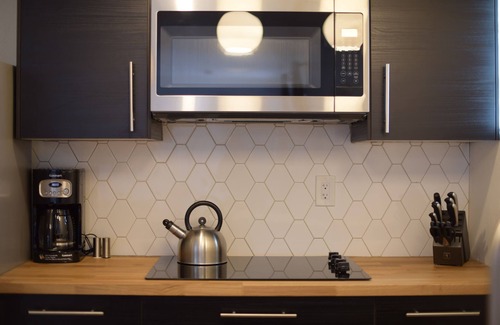 Palisade Hotel | Spoke and Vine Motel