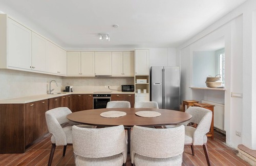 Orahovac Villa | Sponza House - Three Bedroom Villa, Sleeps 7