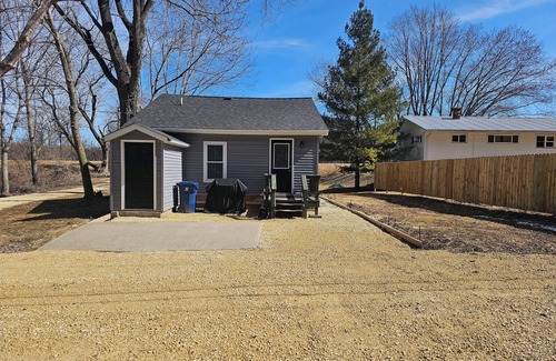 Guttenberg House | Spoonbills Vacation Rental across the road along the Mississippi River